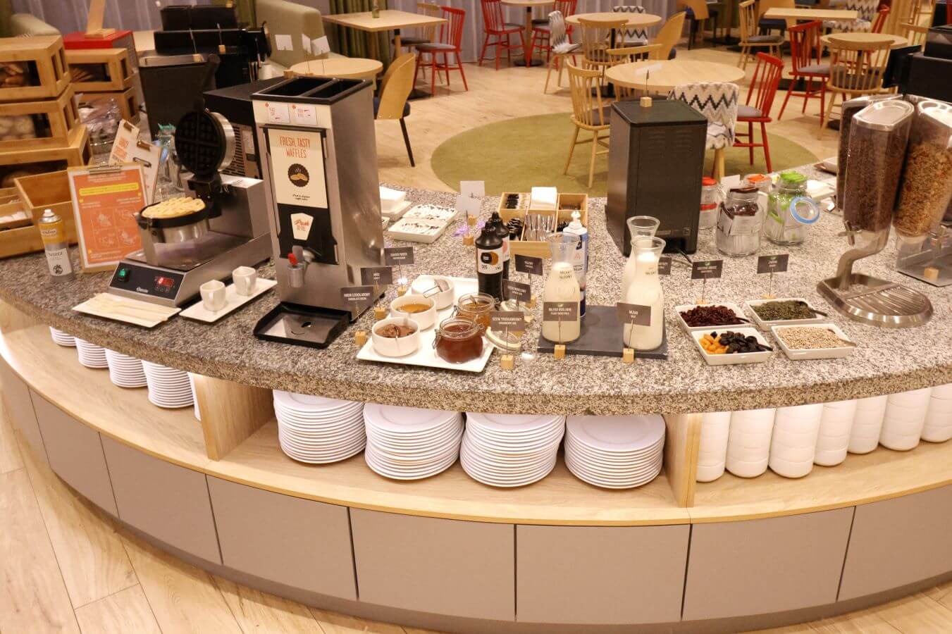 Hotel Hampton by Hilton Olsztyn — zdjęcie 2